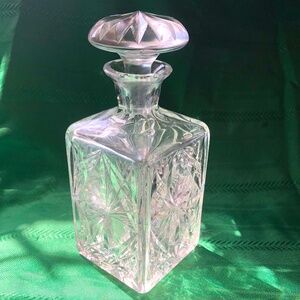Crystal Decanter 24oz with 2"Stopper